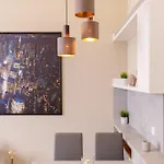 Central City Apt In The Jewish Quarter With Free Parking