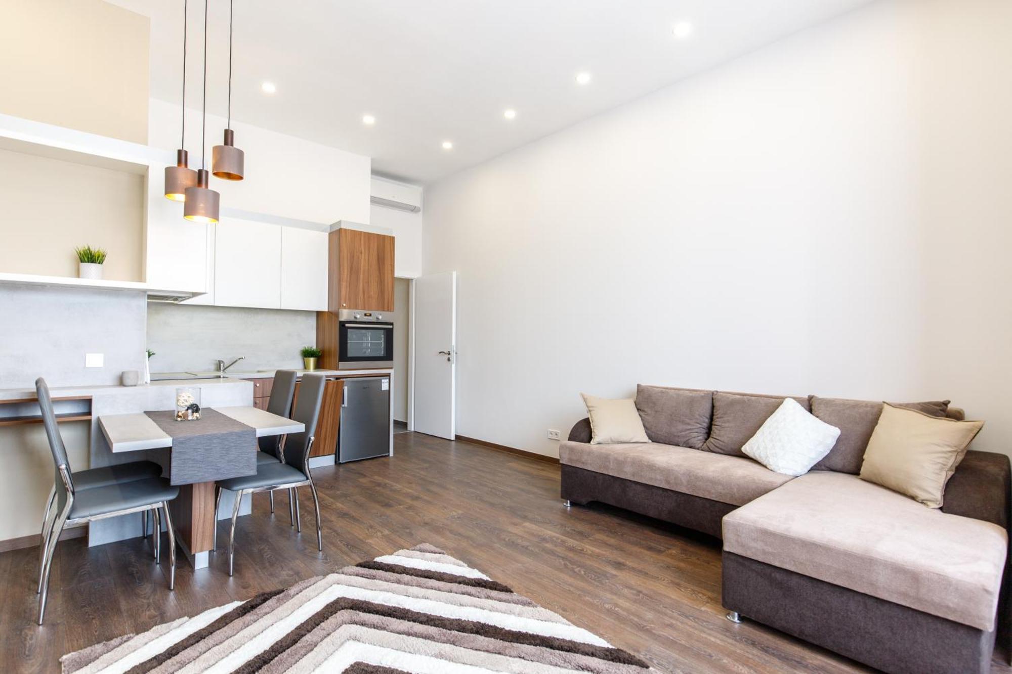 In The Jewish Quarter With Free Parking Apartment